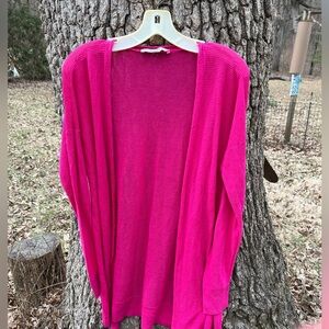 ⭐️LOFT Cardigan in size L